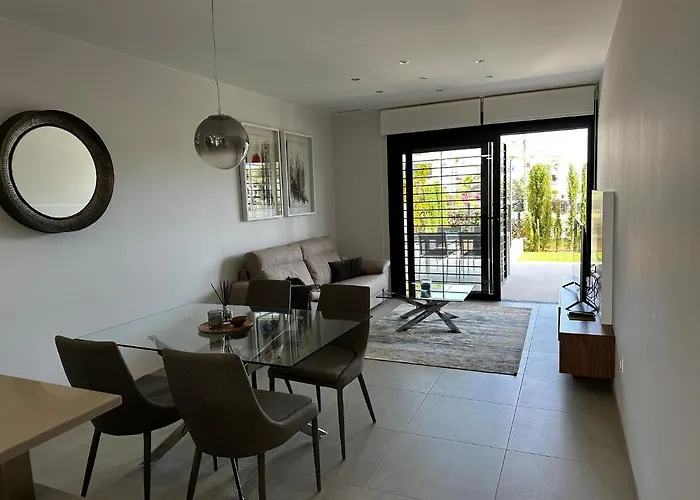 아파트 Flamenca Village By Mar Holidays 오리후엘라